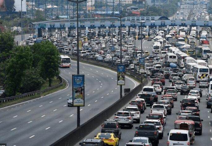 菲律宾吕宋高速公路项目扩建.jpg